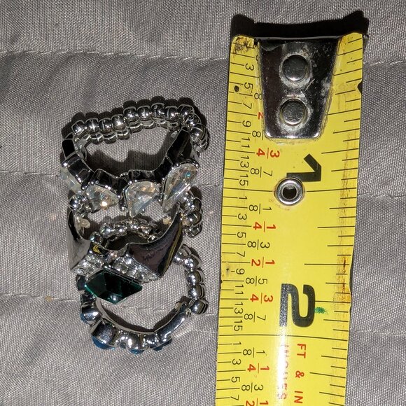 $3 with Bundle ~ Lot of 3 NWOT Rhinestone Stretch Rings 5423 - Picture 4 of 4